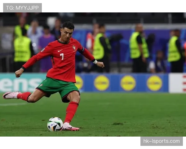 C罗高龄竞技状态下滑的根源与近期表现解析