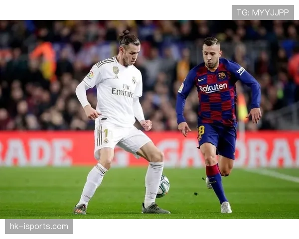 京多安回撤接应如何激活边路进攻：关键战中场主导机制解析